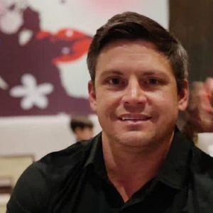 Meet your Posher, Eric